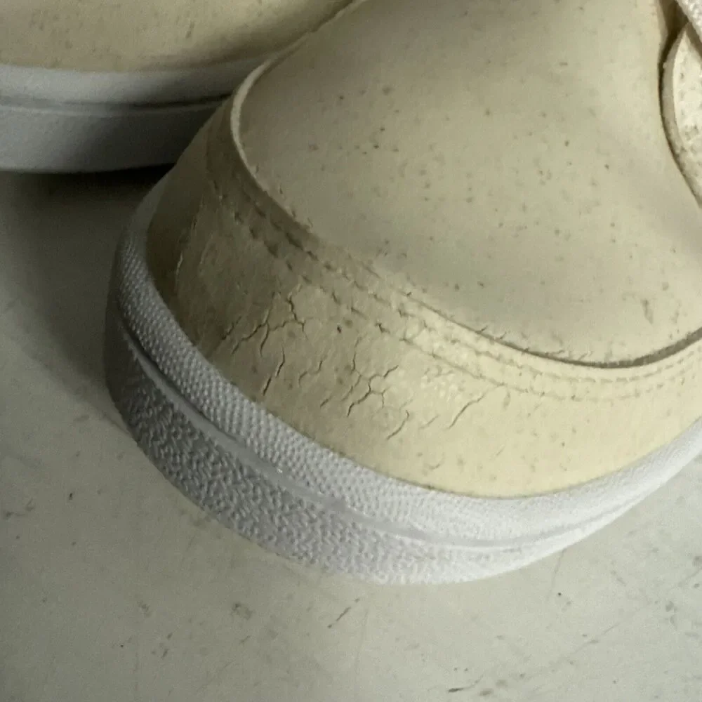 ALLBIRDS Women's Size‎ 9 Plant Pacers Natural White (Blizzard Sole) *READ